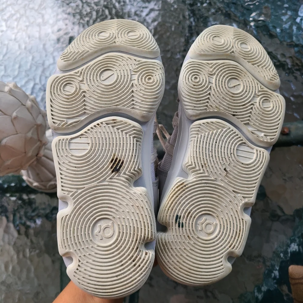 Nike KD white shoes 2Y girls back to school‎ sneaker basketball outdoor
